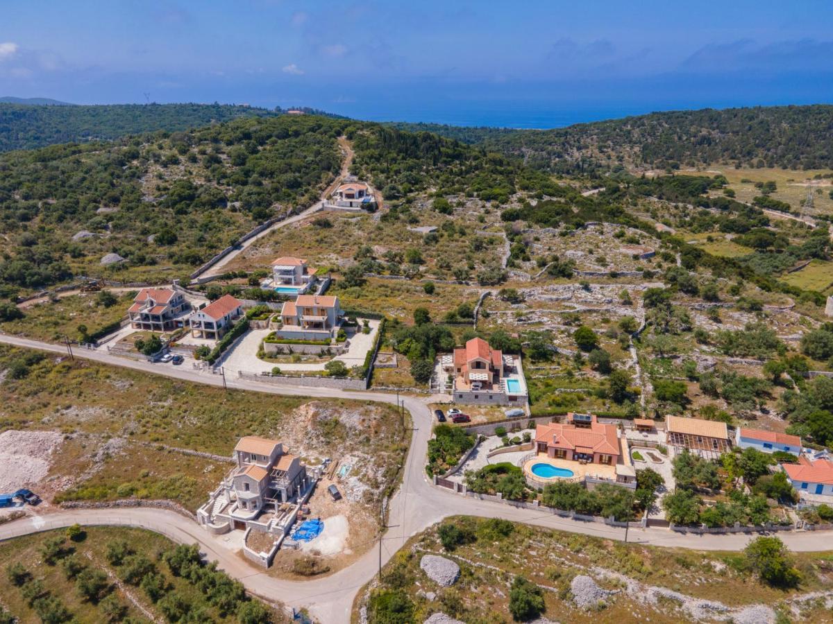 Guiscardos Luxury Villa